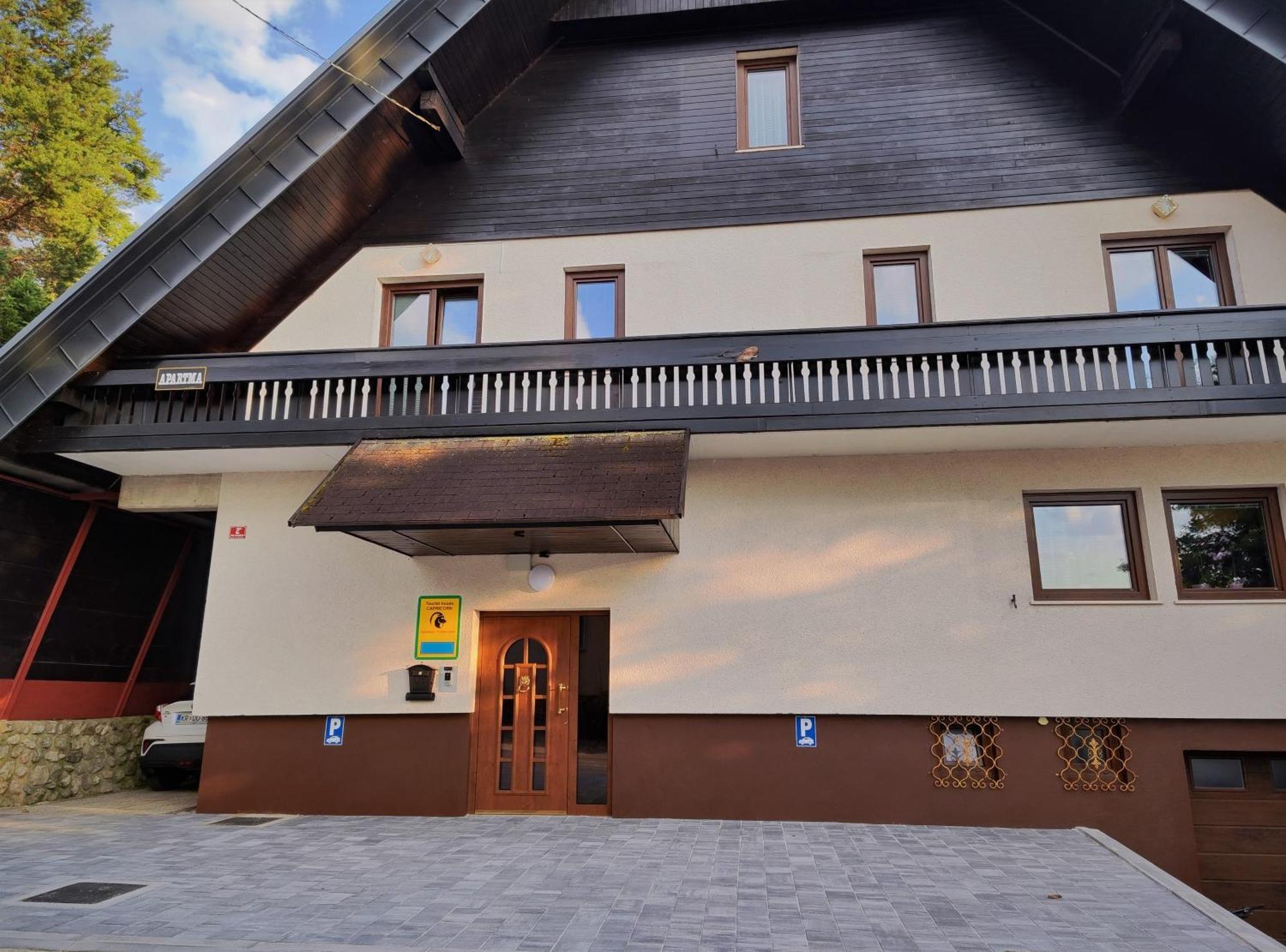 Appartamento Tourist House Capricorn Bled Esterno foto